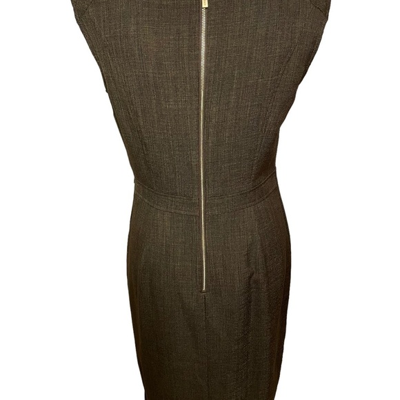Ellen Tracy Brown Sleeveless Sheath with Mid-Century Gold Metal Accent Size 6 - Picture 4 of 12